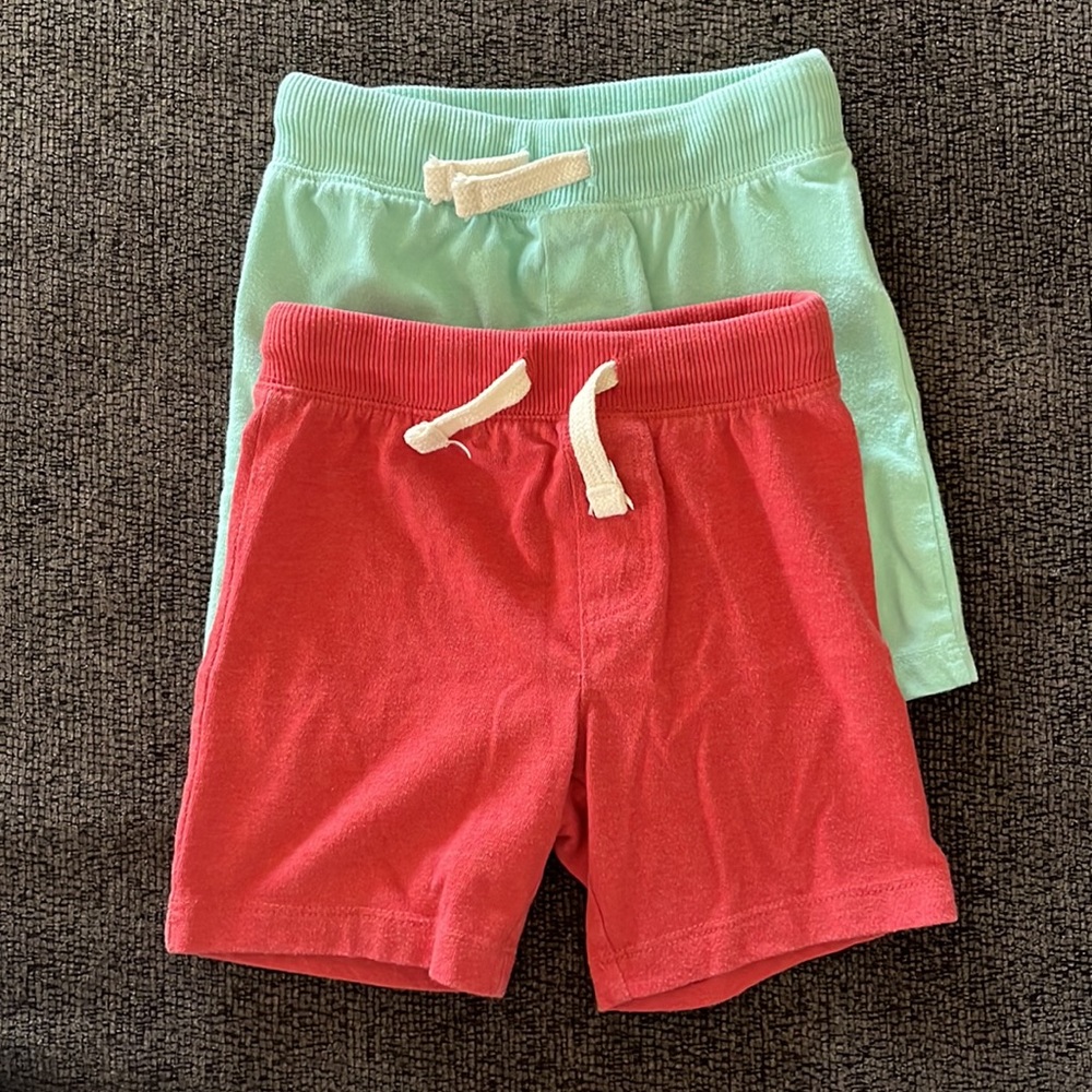 Old Navy toddler boy shorts, Two Pair Size 2T